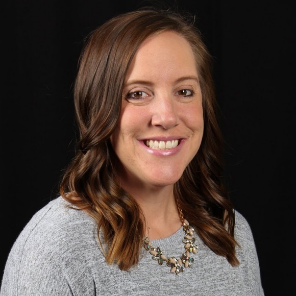 Meet your Posher, Michelle - Picture 1 of 1